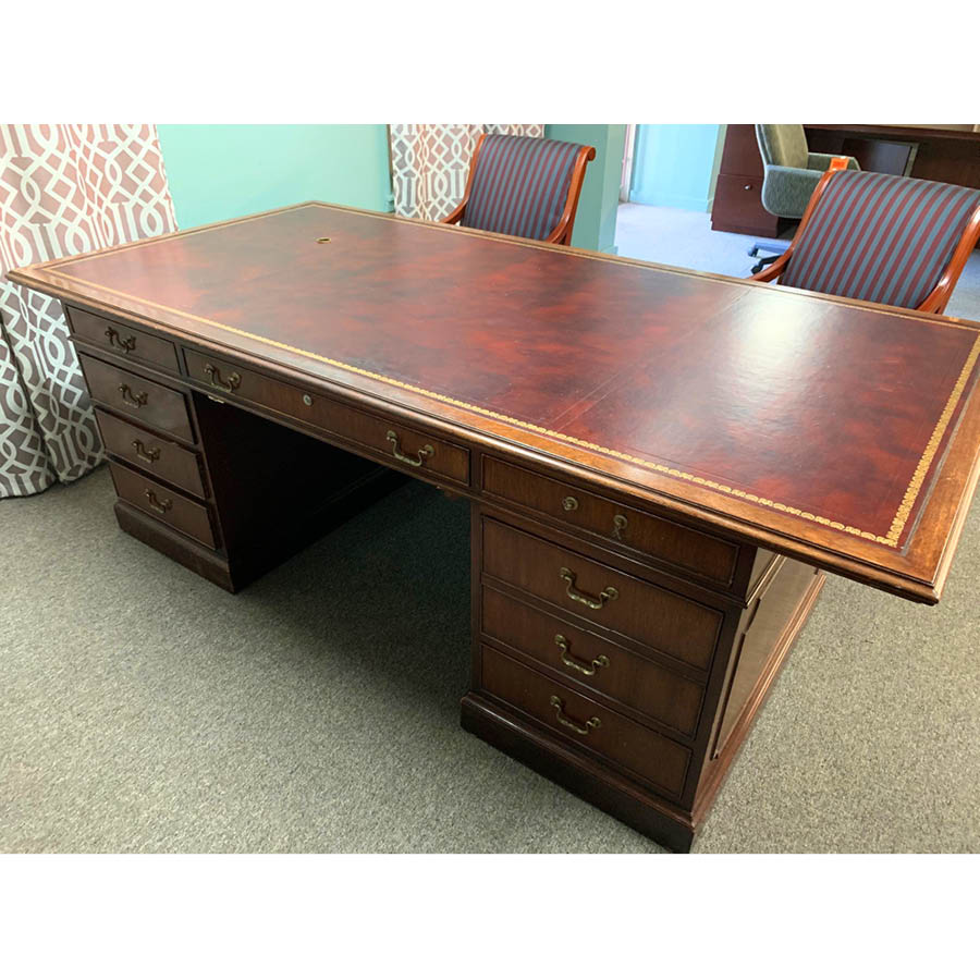 Used Traditional Leather Top Desk Mcaleer S Office Furniture